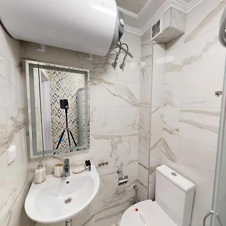 Modern 1br & Parking Sofie