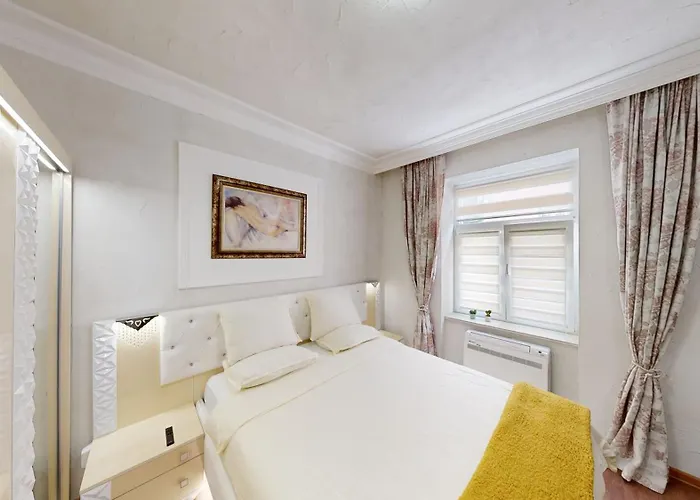 Modern 1br & Parking * 소피아